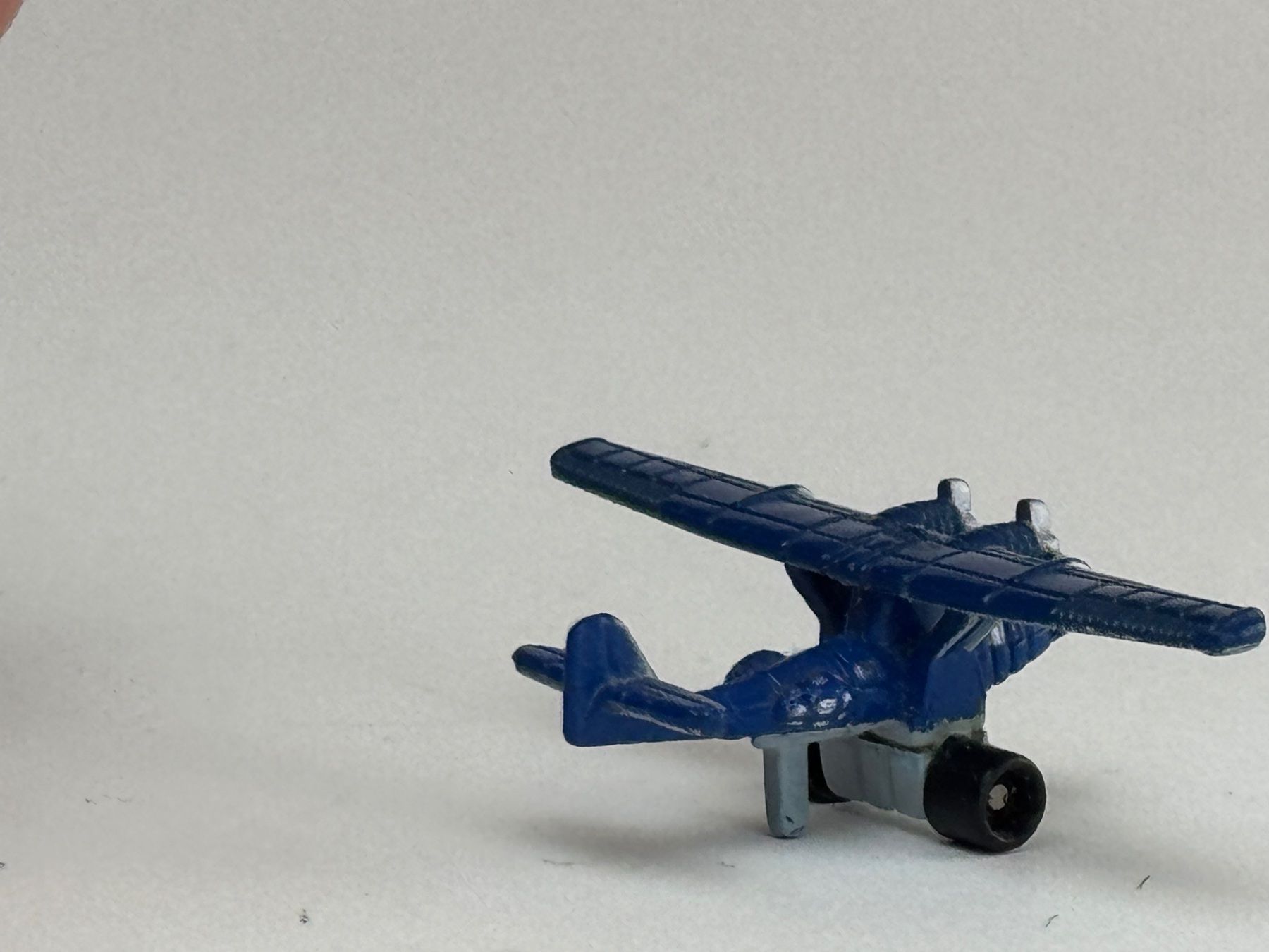 Statuette: GB2- Keines Flugzeug Ü Ei ? – Usato da Elm venduto da Wikmtz 1