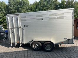 Viehanhänger In gutem Zustand mit normalen Gebrauch spuren