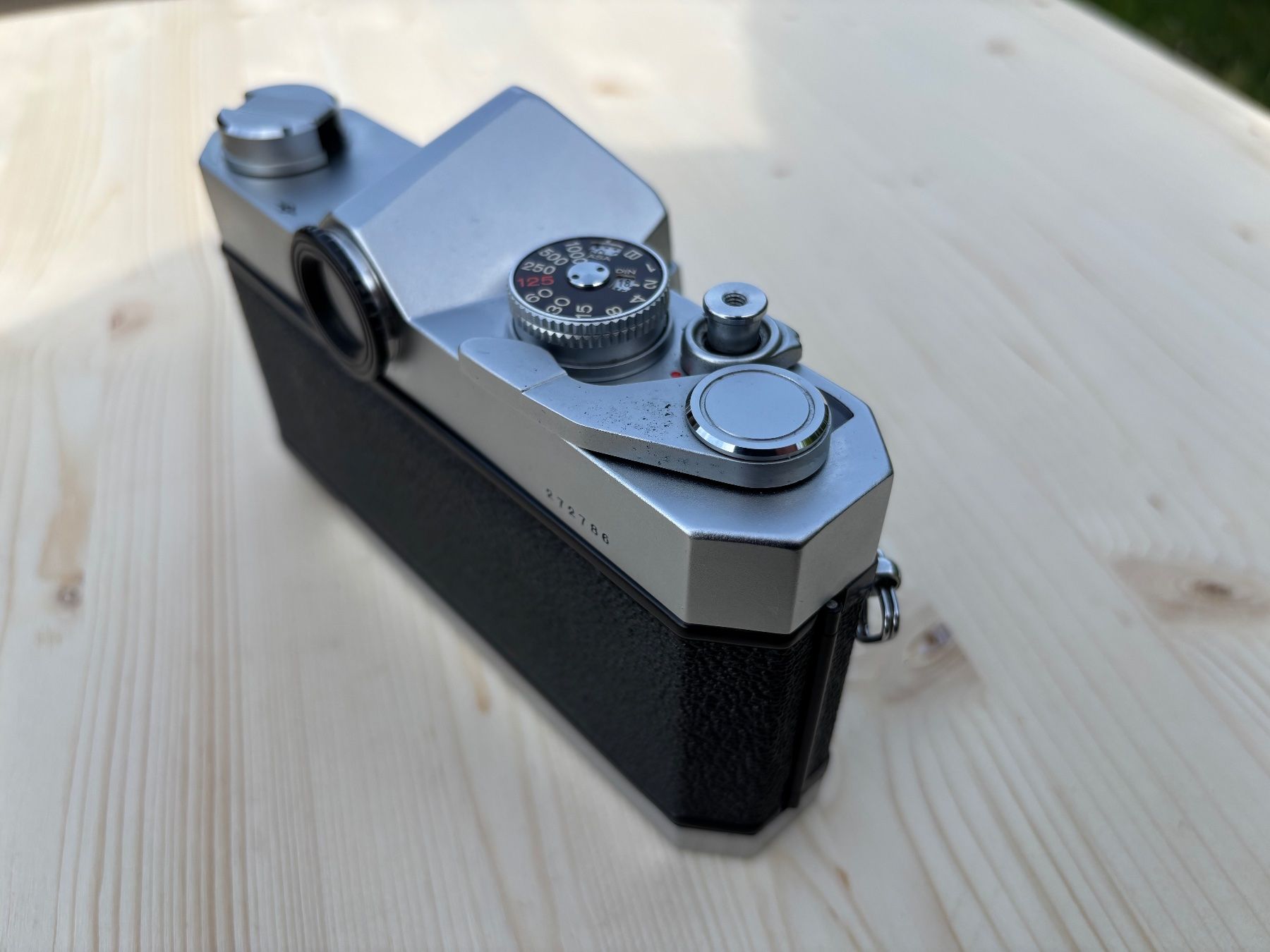 Konica Appareil photo: Konica Autoreflex T – Défectueux à Feldbach par Olive1 6