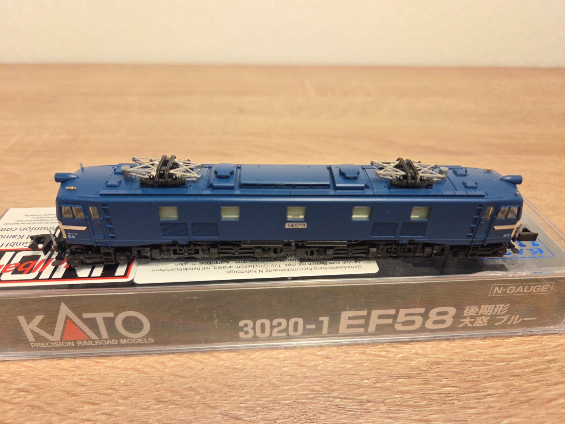Kato Modellini di ferrovie: Kato N 3020-1 E-Lok EF58 – Nuovo e nell'imballaggio originale da St-Aubin-Sauges venduto da Lo_Go 4