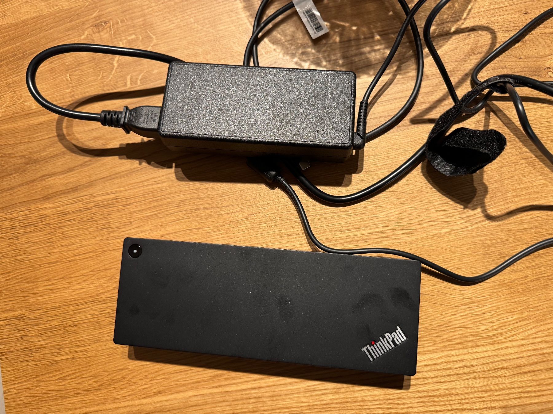 Lenovo Docking station: Lenovo Thinkpad Thunderbolt 4 – Usato da Winterthur venduto da CamiStore 8