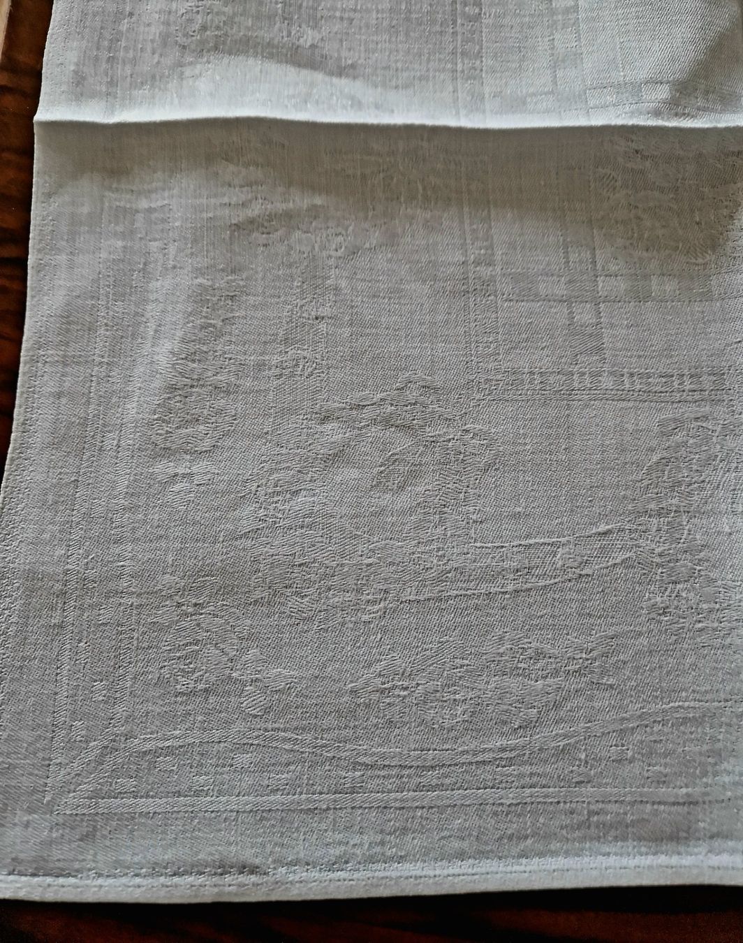 Tovaglioli: Leinedamast Servietten mit Monogramm GF – Nuovo (secondo la descrizione) da Bern venduto da Antikbatik 9