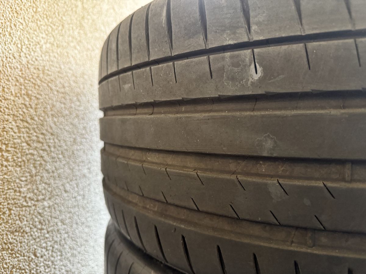 Pneumatici & Ruote complete: 255/30 21 & 295/25 21 Michelin 4s – Usato da Oftringen venduto da i.shq 1
