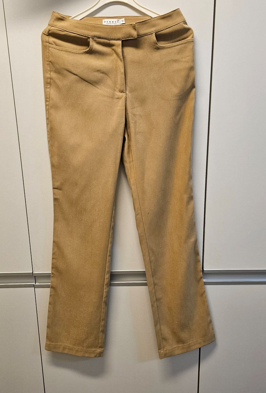 Completi & Tailleur: *HENNES* Damen Anzug Gr 34 – Usato da Bronschhofen venduto da Xena37 5