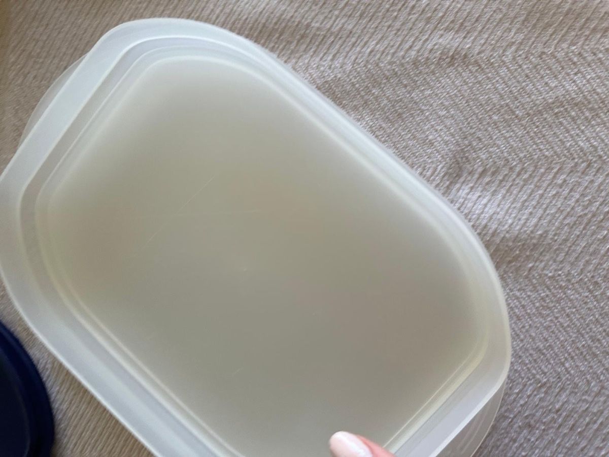 Tupperware Contenitori & Simili: Tupperware Set, 3 Stück, Wurstdose, kleine Ecke weg! – Usato da Zürich venduto da mhm_6rhw 2