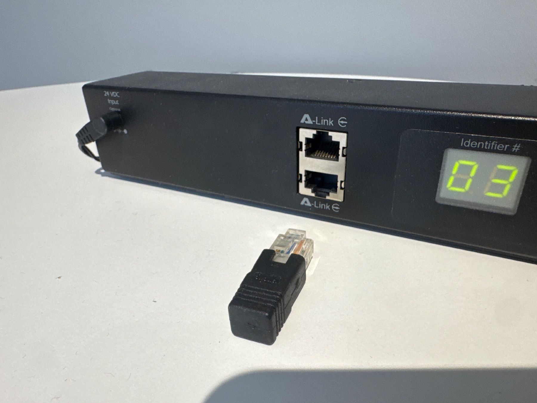 Apc Componenti elettronici: NetBotz Rack Sensor Pod 150 – Usato da Dietlikon venduto da HighspeedUmzug 2