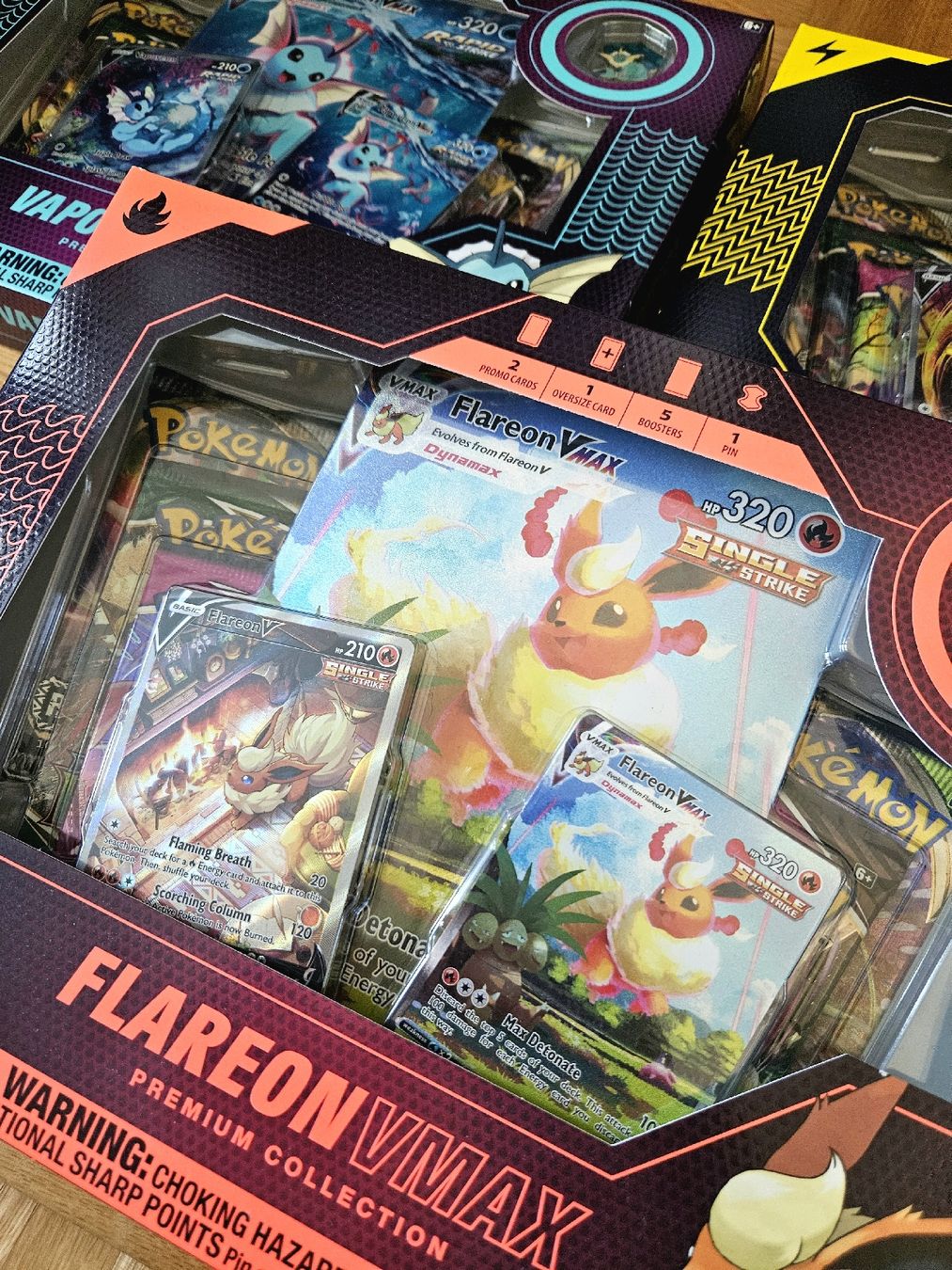 Pokémon Carte collezionabili: Pokémon Eeveelution VMAX Premium Collections  – Nuovo e nell'imballaggio originale da Adliswil venduto da Samy0911 3