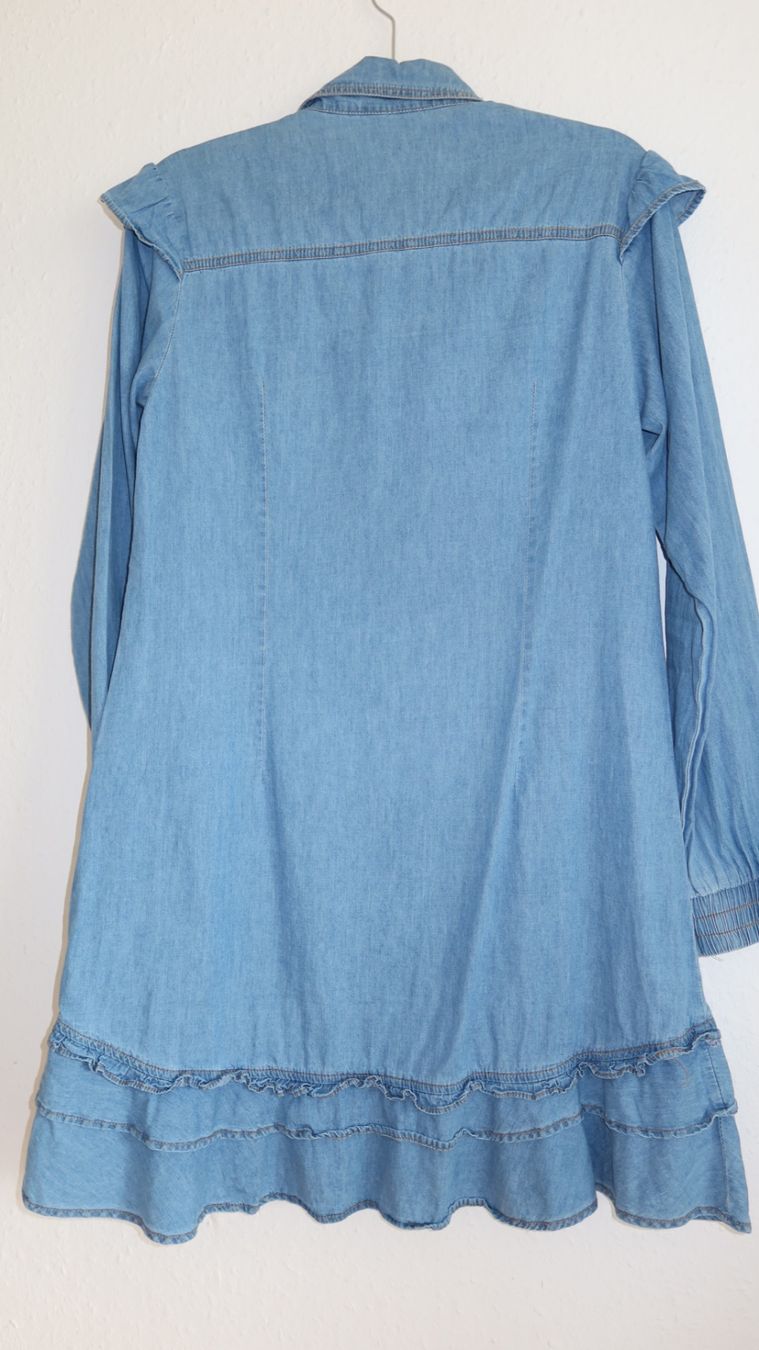 Vestiti: Jeans-Kleid mit Rüschen, Grösse S – Nuovo (secondo la descrizione) da St. Gallen venduto da jul_5skb 1