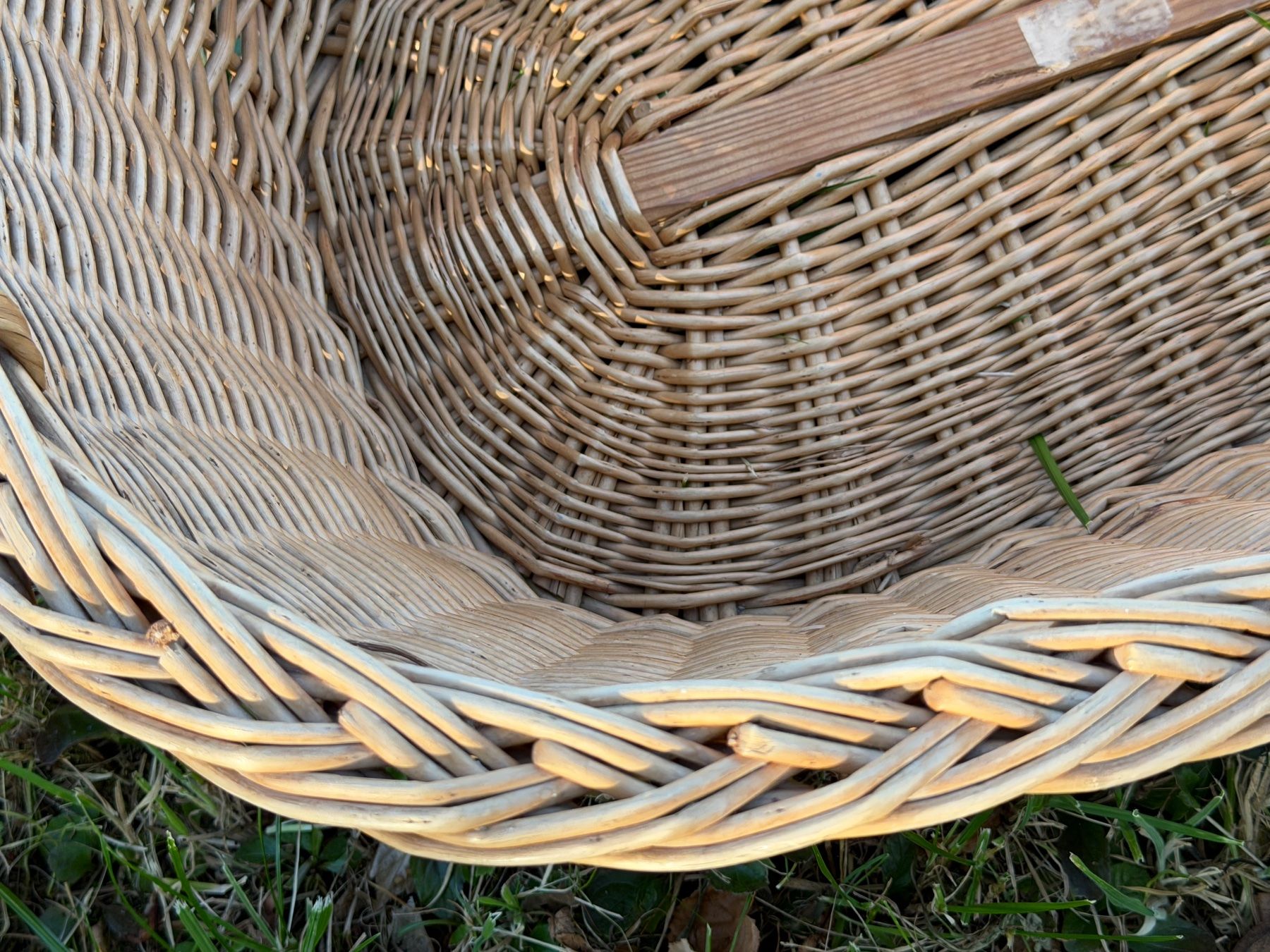 Autres articles pour la maison: Weidenkorb, grosse Zaine – D'occasion à Adetswil par Smita 5
