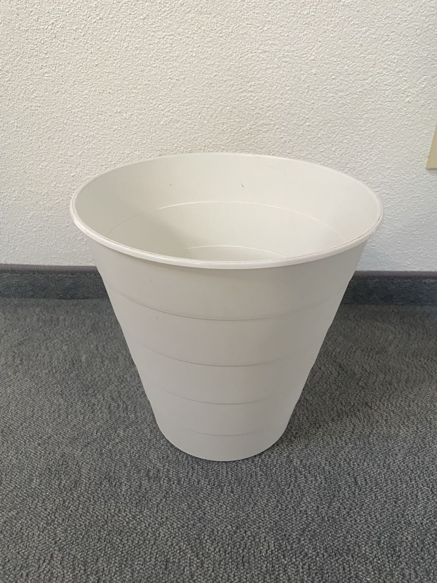 Autres articles pour la maison: IKEA Abfalleimer – D'occasion à Lommis par elly24