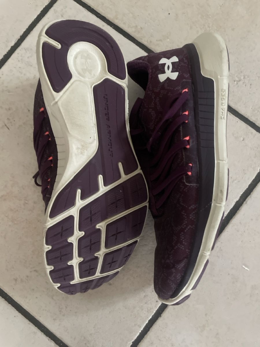 Under Armour Scarpe da donna: Violette under Armour Turnschuhe Gr.39 – Usato da Obergerlafingen venduto da cabo4 2