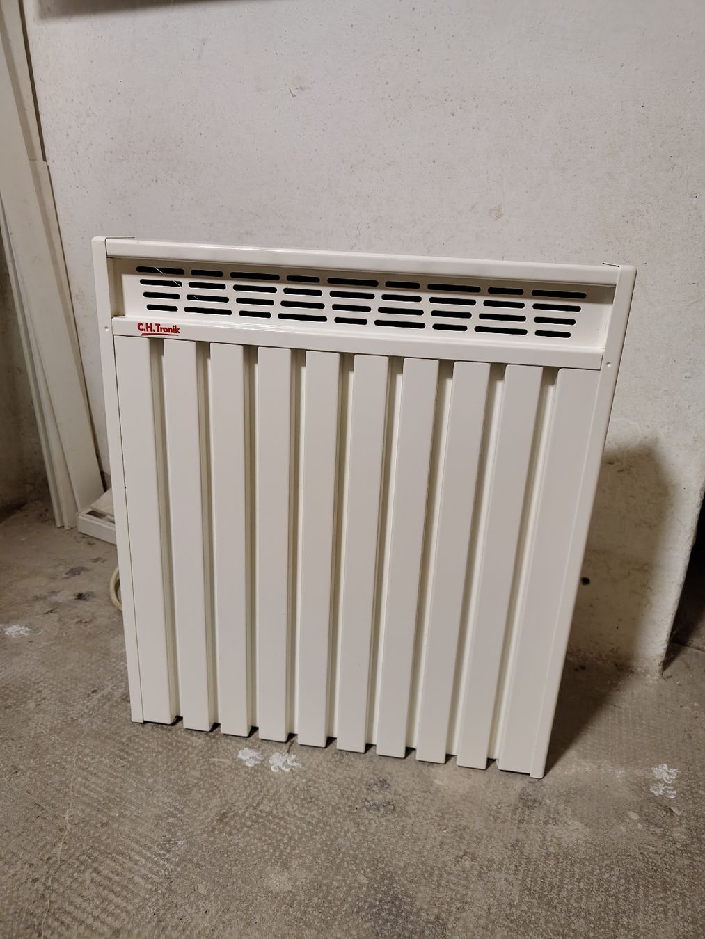 Radiatori: radiateur électrique  – Usato da Cernier venduto da Quinquin02 2
