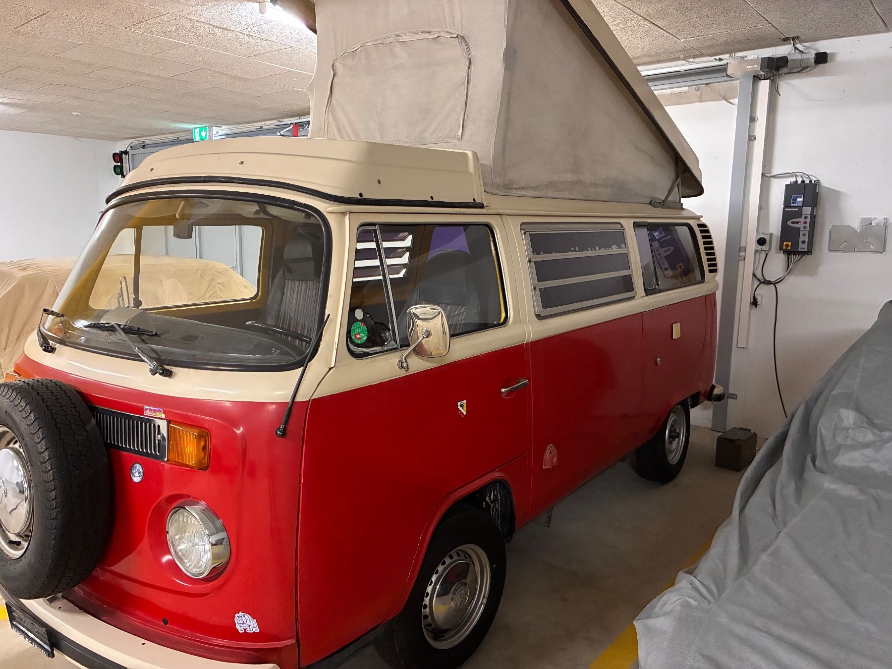 VW Veicoli da campeggio: VW Bus T2 – Usato da Henggart venduto da Schalk2 8