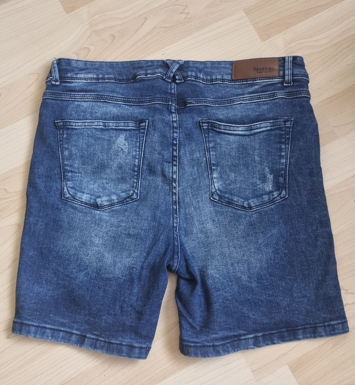 C&A Hosen: Kurze Jeanshose/Shorts blau – Gebraucht aus Hünenberg von mel__ 4