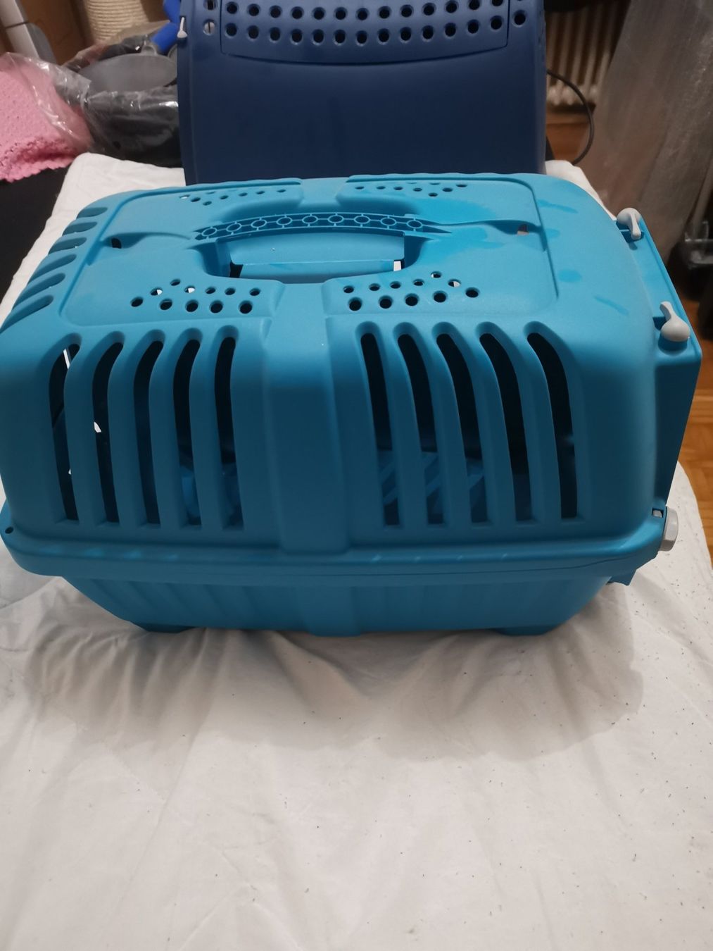 Gabbie, trasporto & Sicurezza: Transportbox für Katzen & Hunde – Usato da Goldach venduto da Top-Shops 1