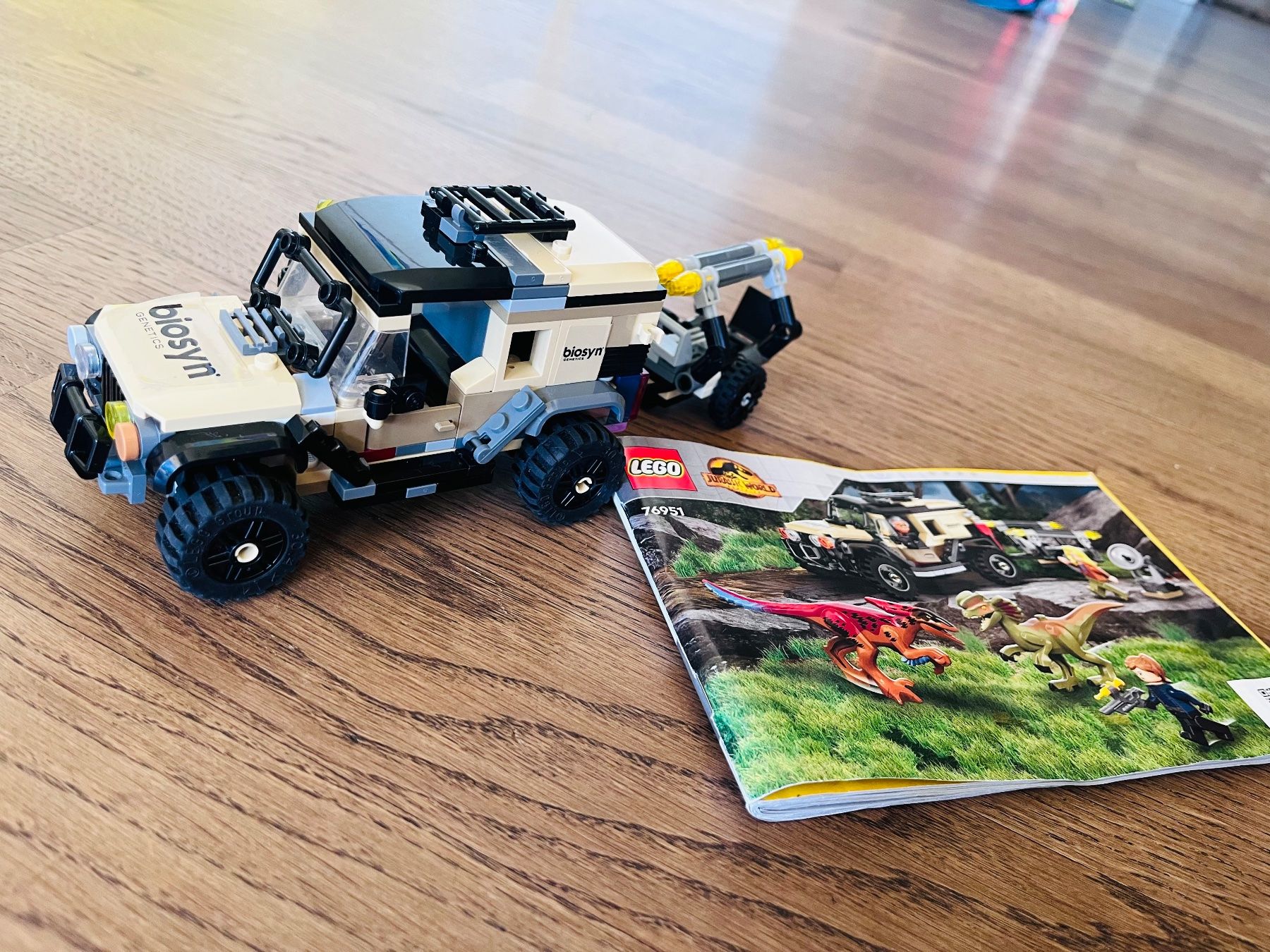 Lego Giocattoli: LEGO Jurassic World Jeep – Usato da Hirzel venduto da smunoz