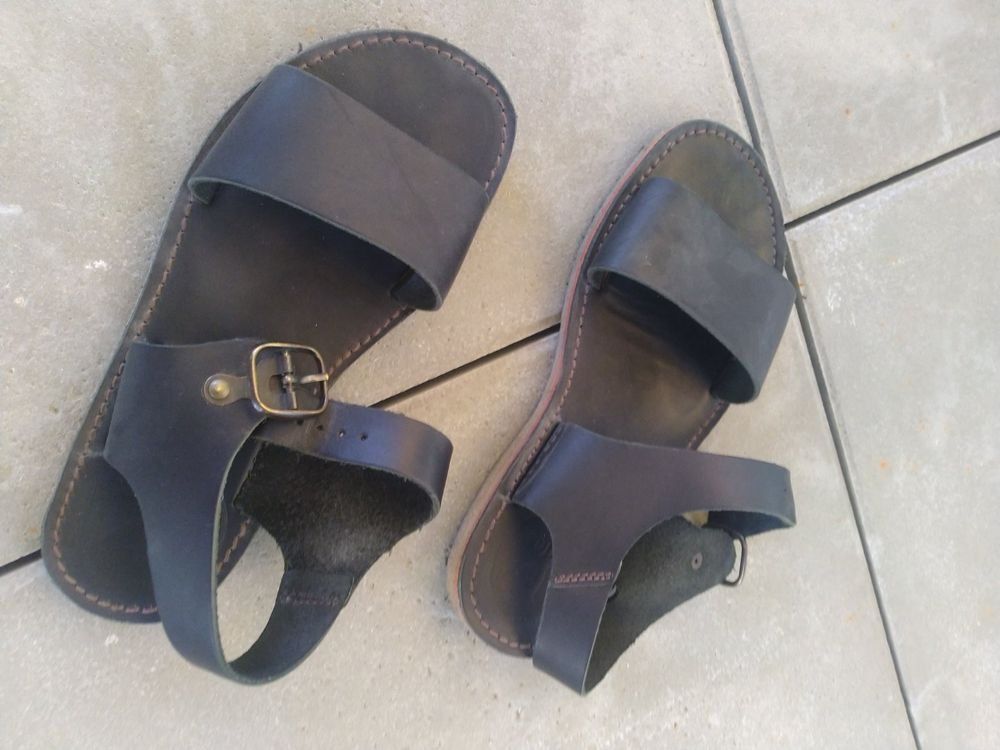 Damenschuhe: Sandalen Duckfeet Grösse 39 – Gebraucht aus Zürich von Mariaov 3