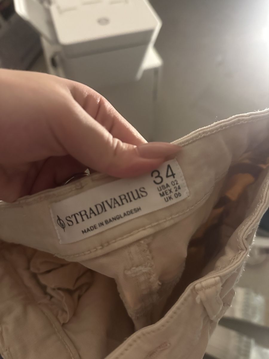 Stradivarius Pantaloni: Stradivarius Hose – Nuovo (secondo la descrizione) da Ottenbach venduto da Irinaberther 1