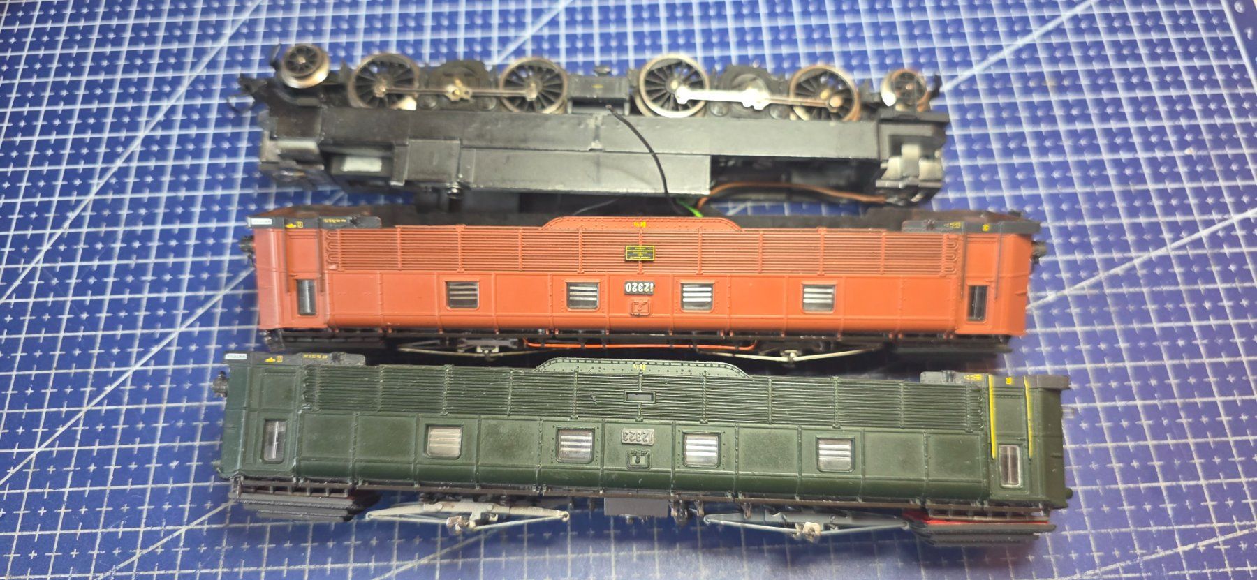 Roco Modellini di ferrovie: Roco Be 4/6 Ersazteile HO/AC – Usato da Hochfelden venduto da Danizh0 2
