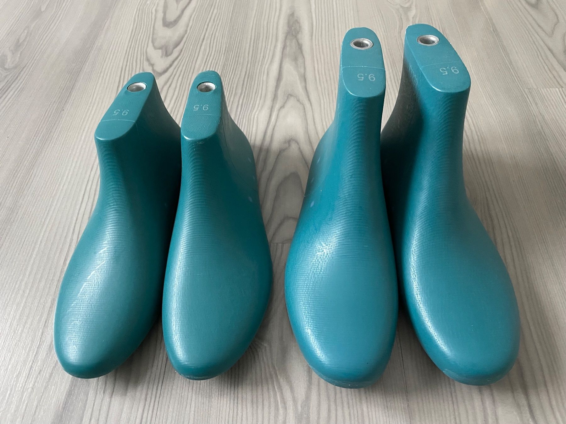 Scarpe da uomo: Kunststoff Schuhform (2x) – Usato da Freienwil venduto da weberjoel 1