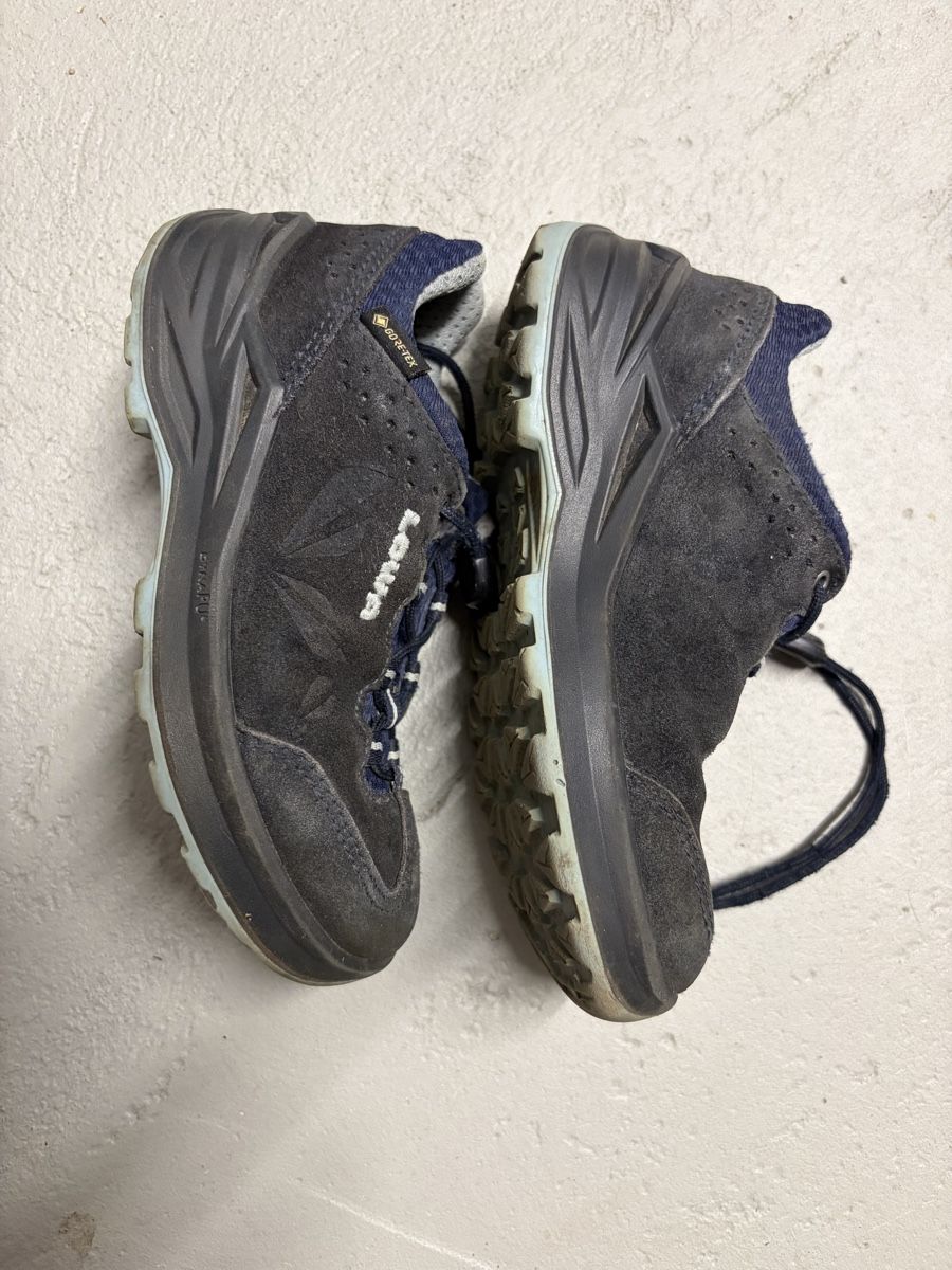 Lowa Scarpe per ragazzi: Lowa Kinderwanderschuhe Grösse EUR 29 – Usato da Bäriswil BE venduto da Orodriguez 1