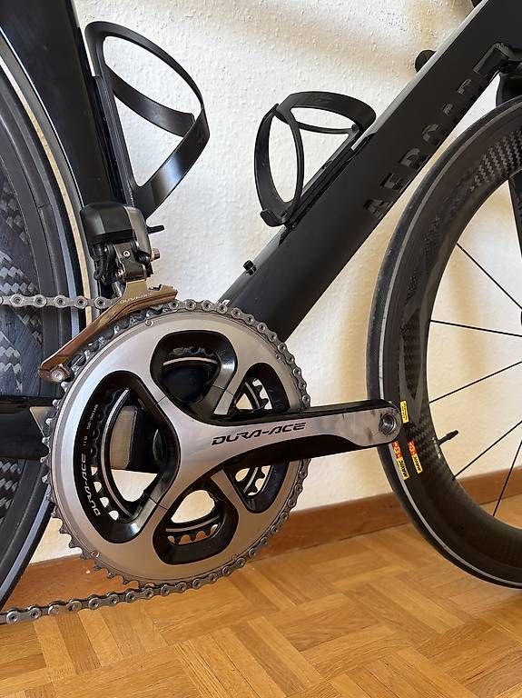 Vélos: Vélo de route Canyon Aeroad CF SLX 9 Team – D'occasion à Genève par mar_2zyp 1