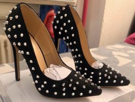 Damen Heels mit Nieten Grösse 36 neu
