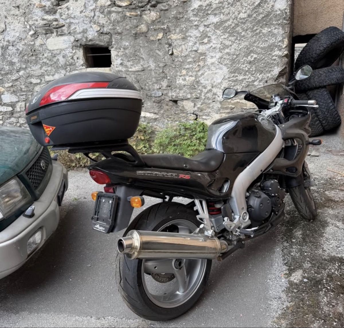 Triumph Strasse: Triumph Sprint RS 955i – Gebraucht aus Martigny von nur_htx8 1