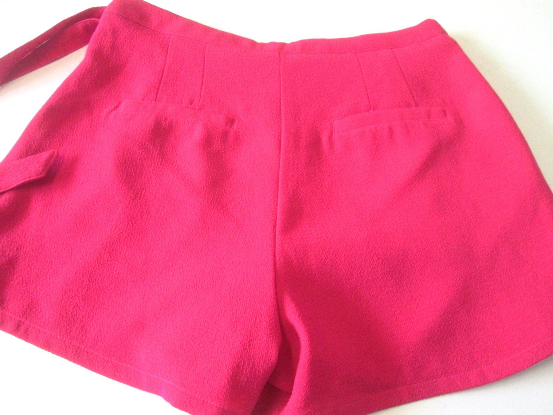 Mint & Berry Hosen: Mint und Berri Shorts, Größe 38 – Gebraucht aus Sementina von babucia 2
