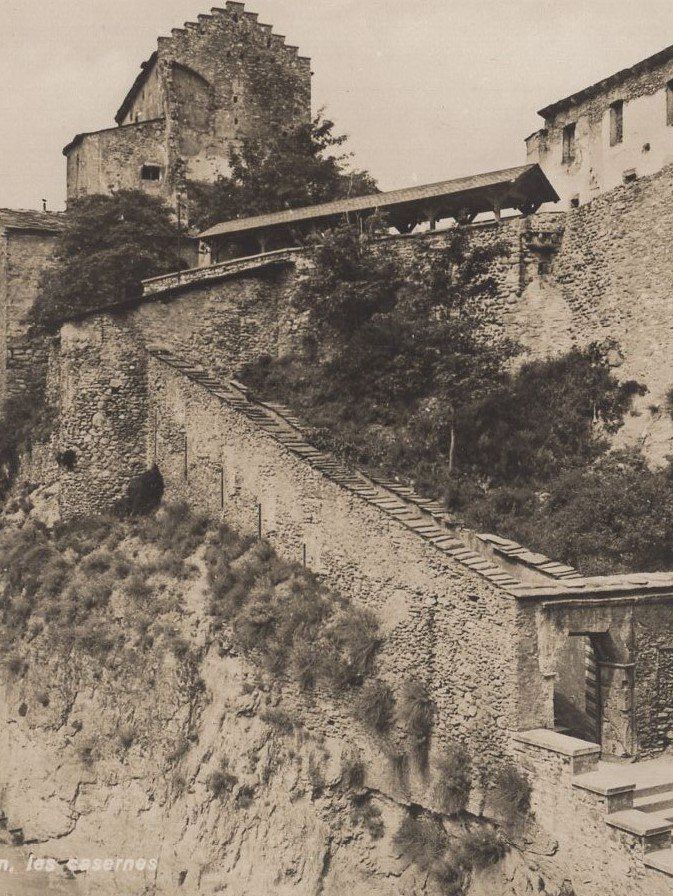 Cartes postales: Sion - Les Casernes – D'occasion à Aarau par kufi44 1
