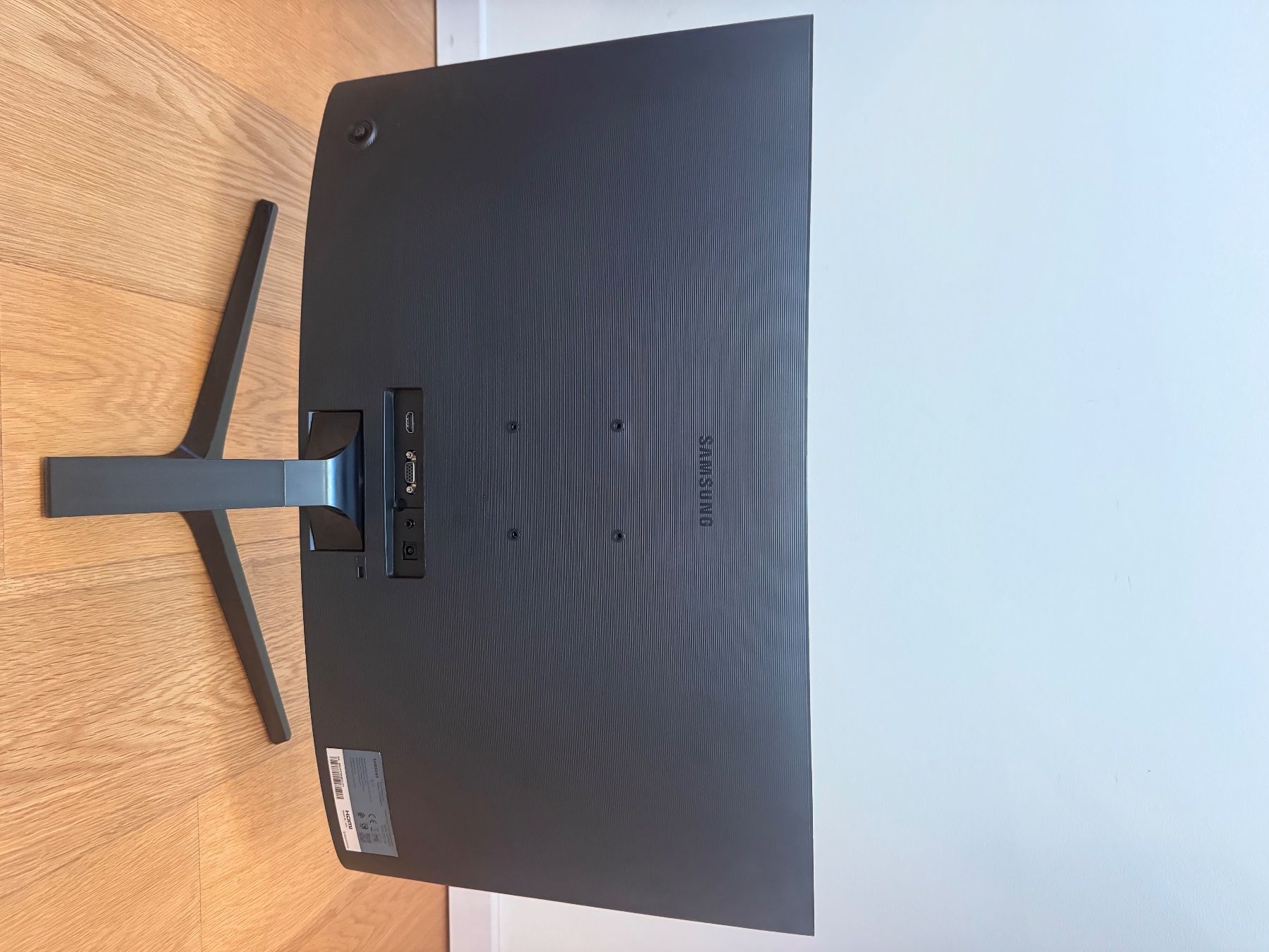 Samsung Monitor: Écran Samsung 27 pouces – Usato da Le Mont-sur-Lausanne venduto da nat_kt2b 2
