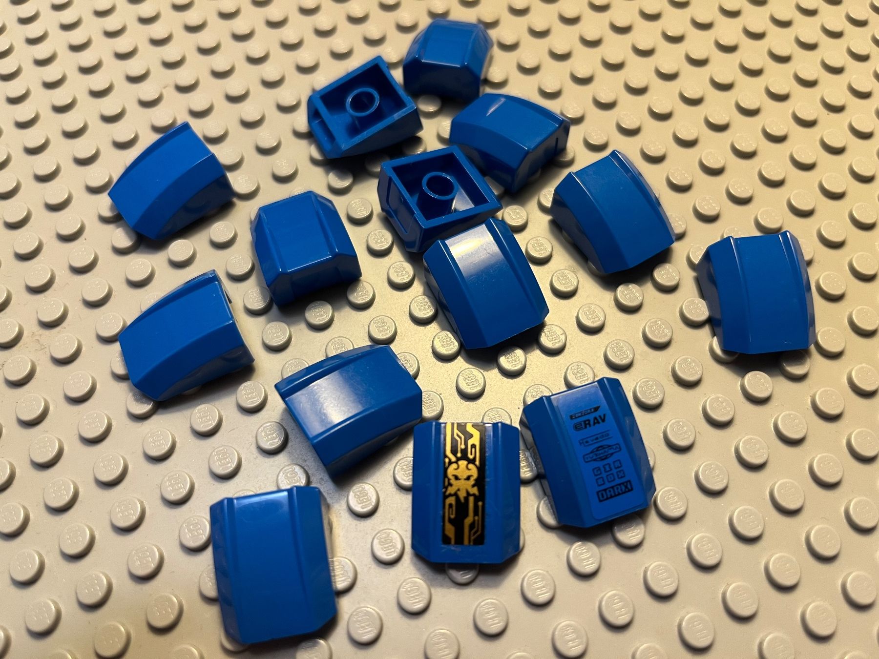 Lego Kit di costruzioni: Lego 14x Bogen 2x2 mit Vertiefung(30602) – Usato da Basel venduto da Swi-7621