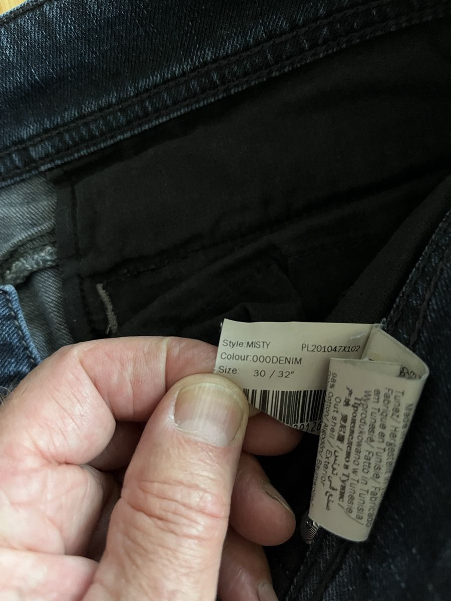 Jeans: Damen Jeans – Usato da Kirchberg SG venduto da MB409_4x4 2