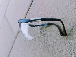 Schutzbrille