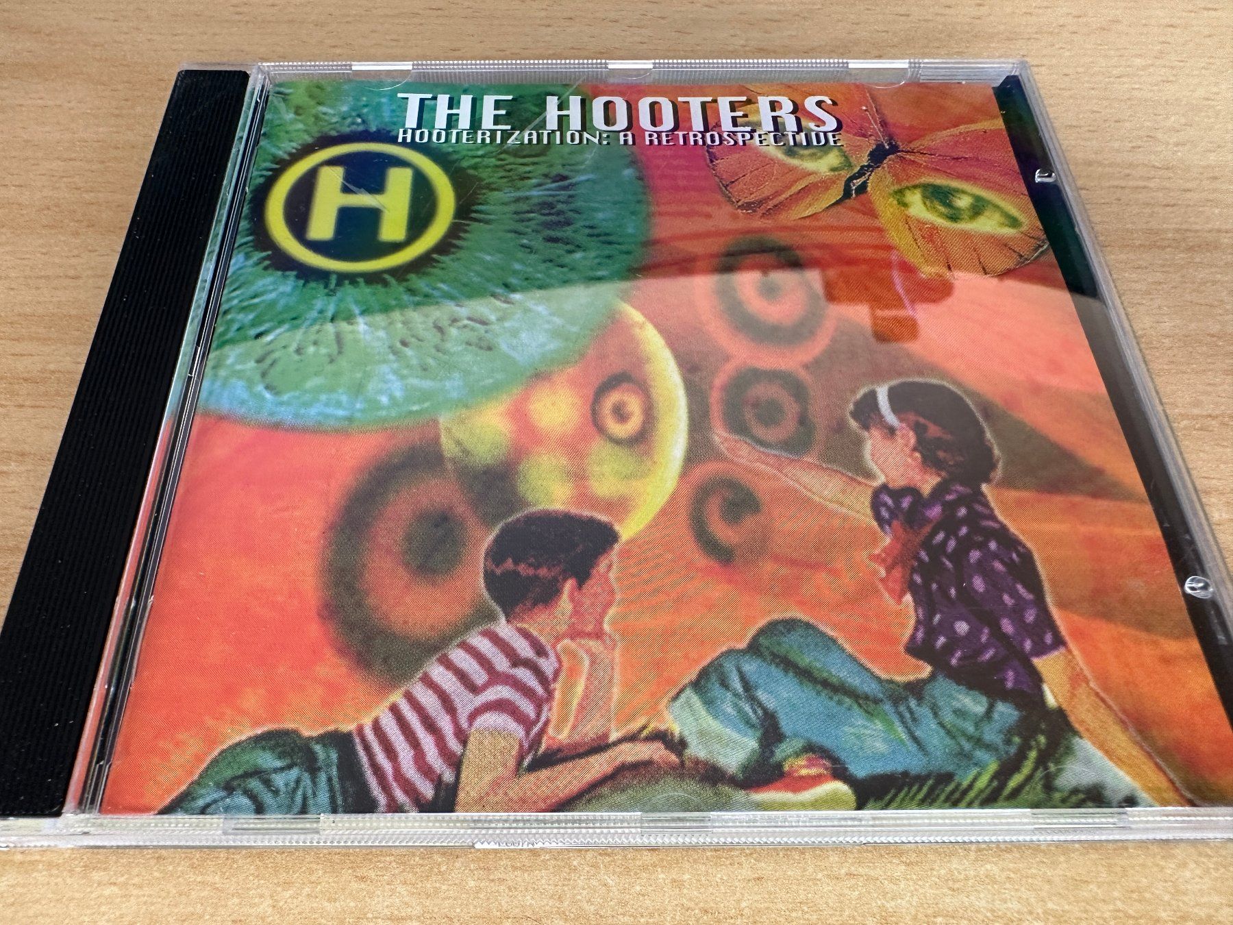 CDs: The Hooters – Hooterization: A Retrospective – Gebraucht aus Rikon im Tösstal von Alpenmutz