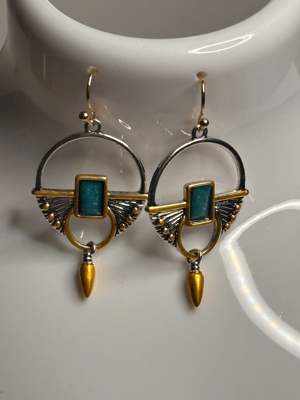 Orecchini pendenti & Orecchini a lobo: Boucles d'oreilles turquoise & or - Été chic ! – Nuovo (secondo la descrizione) da Lausanne venduto da mel2dreams 1