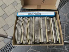 Eine Schachtel voll mit H0 Märklin Schienen