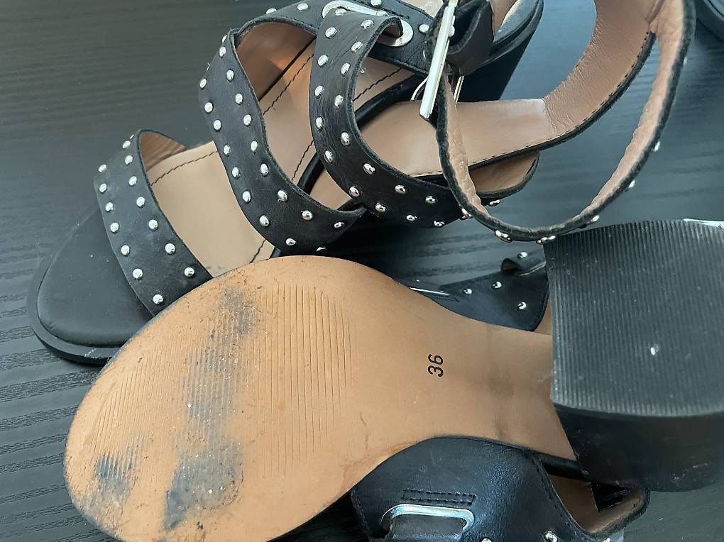 Damenschuhe: Edle Nieten-Sandale Gr. 36 – Gebraucht aus Willisau von ani_gtk8 2