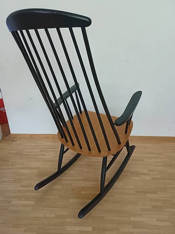Poltrone: Vintage Schaukelstuh 70s retro – Usato da Winterthur venduto da style-and-design.zrh 2