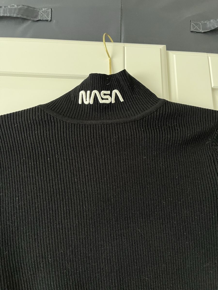 H&M Pullover & Sweatshirts: NASA Rollkragenpullover – Neu (gemäss Beschreibung) aus Allschwil von eyl_bb8q 3