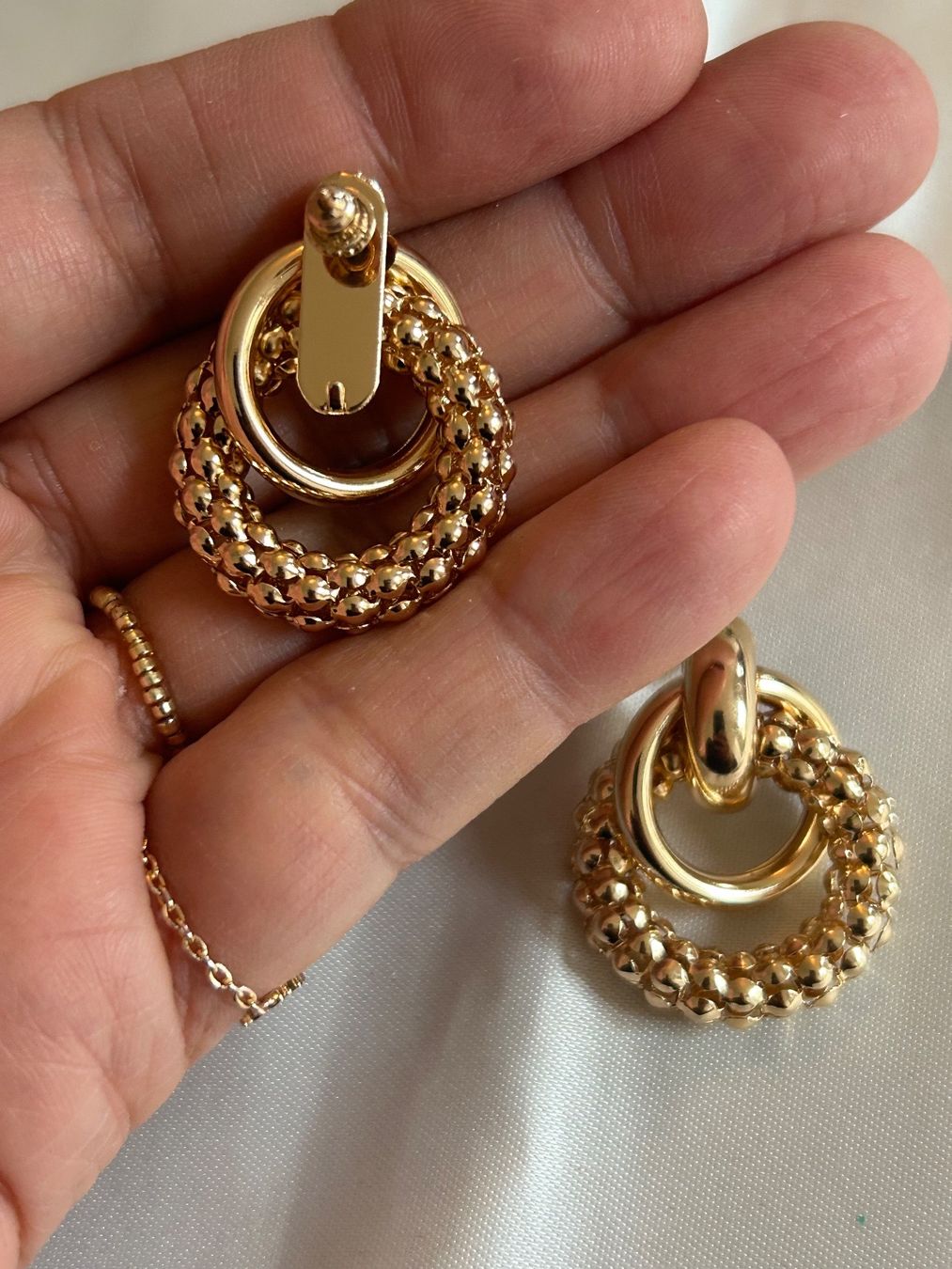 Orecchini pendenti & Orecchini a lobo: Goldene Statement Ohrringe aus Edelstahl – Nuovo e nell'imballaggio originale da Bern venduto da FreitagsSachen22 1
