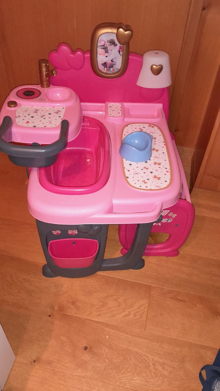 Smoby Giocattoli: Baby-Pflegestation Smoby – Usato da Sumiswald venduto da Rotmy 1