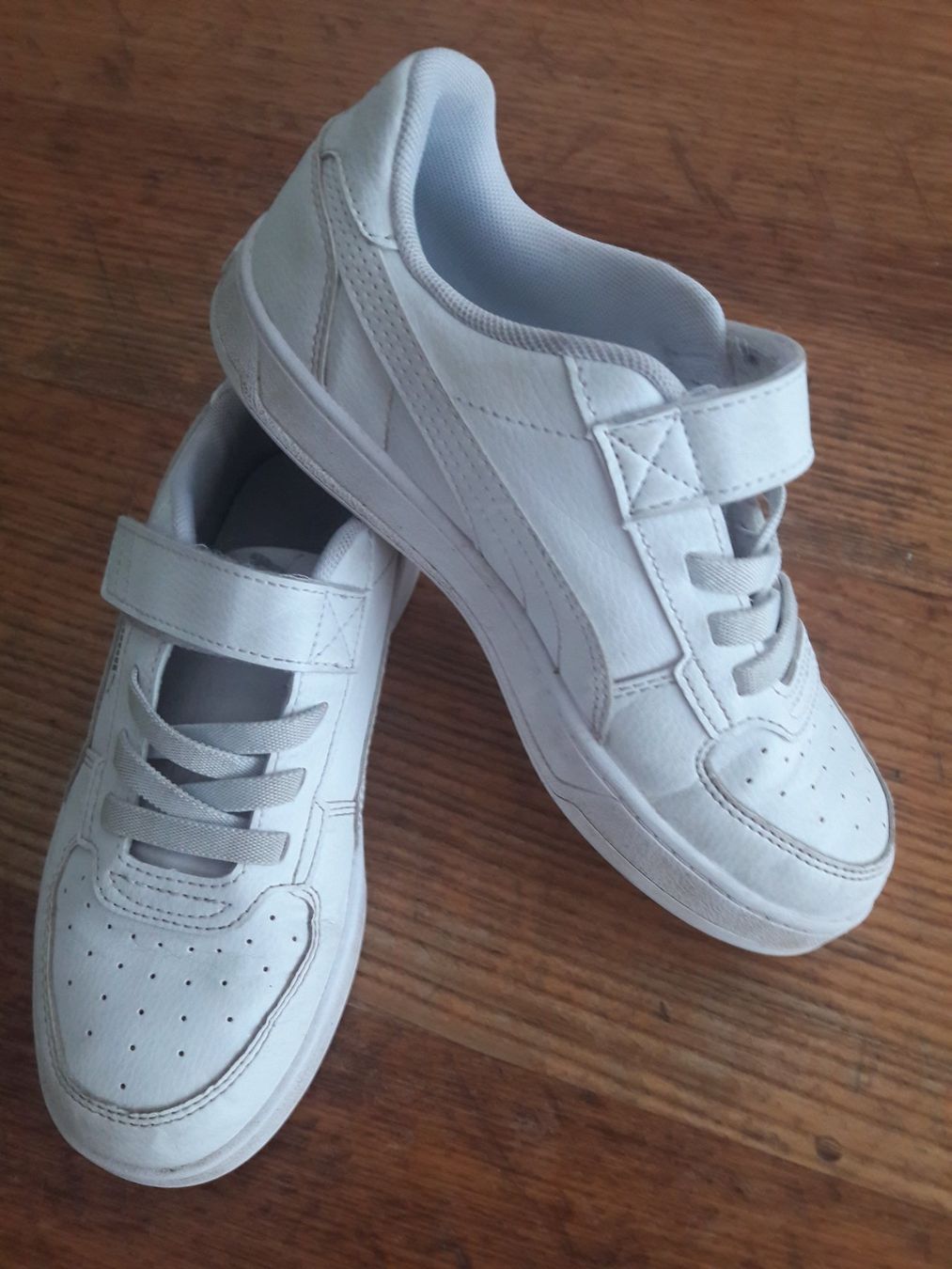 Puma Chaussures filles: Schuhe PUMA - 35 - Weiss – D'occasion à Luzern par miocarobabbonetoscan 1