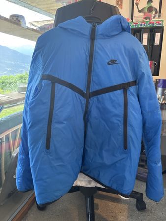 Veste Nike Therma-Fit bleue taille XL enfant