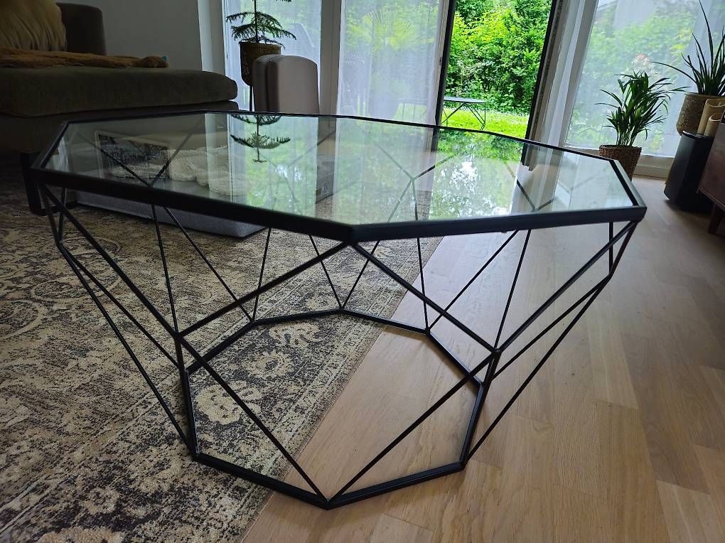 Tavoli: Table Basse Design Hexagonale en Verre et Métal – Usato da Cologny venduto da davidbesson 1