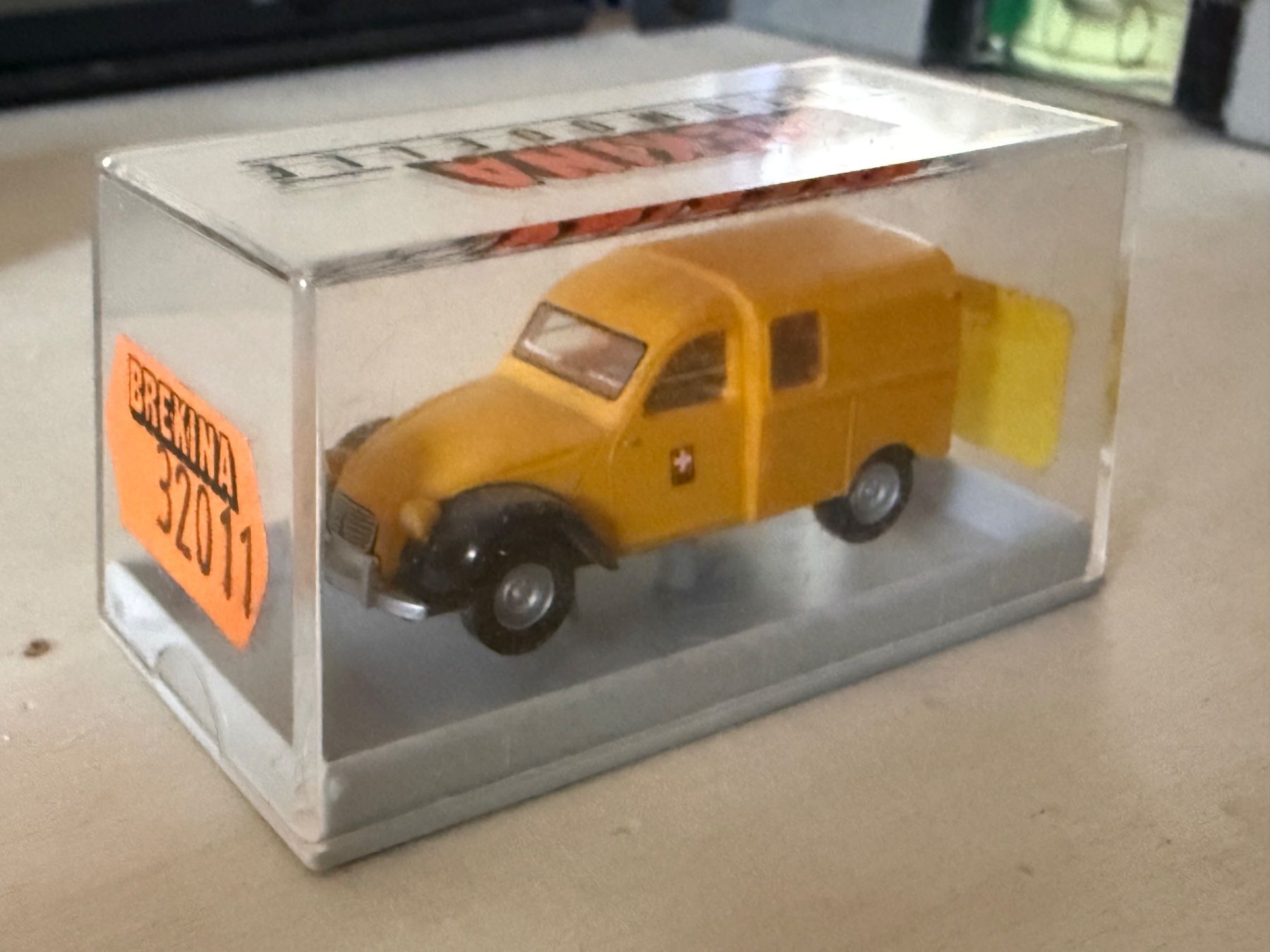 Brekina Modellini d'auto: Citroën 2CV PTT Brekina H0 – Nuovo e nell'imballaggio originale da Morrens VD venduto da YannD02 1