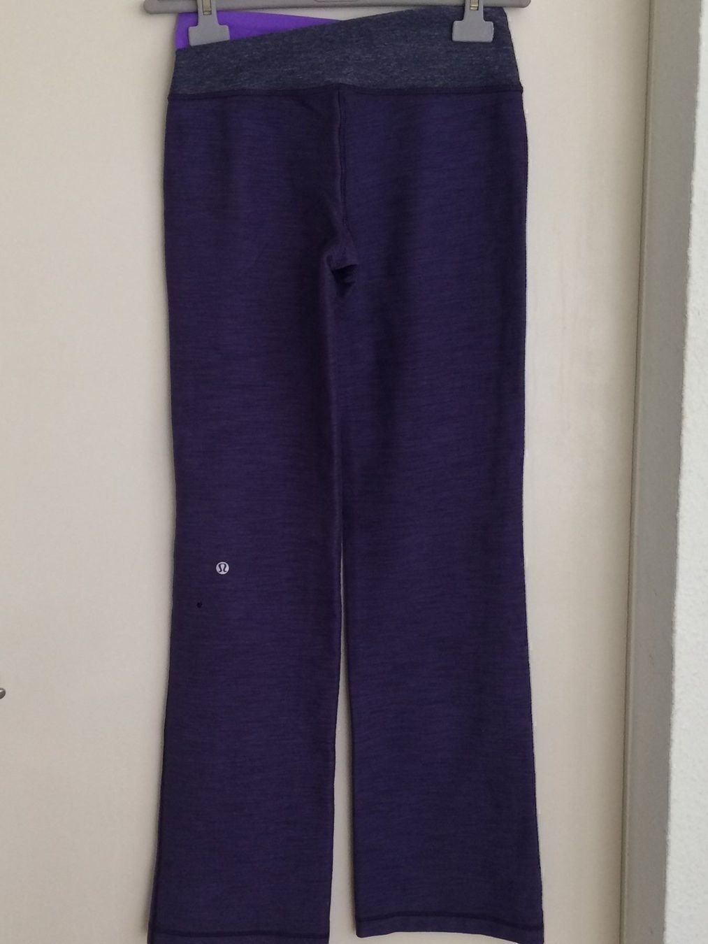 Lululemon Leggings: Leggins yoga jogging Lululemon US4 – Nuovo (secondo la descrizione) da Satigny venduto da Helene2014 5