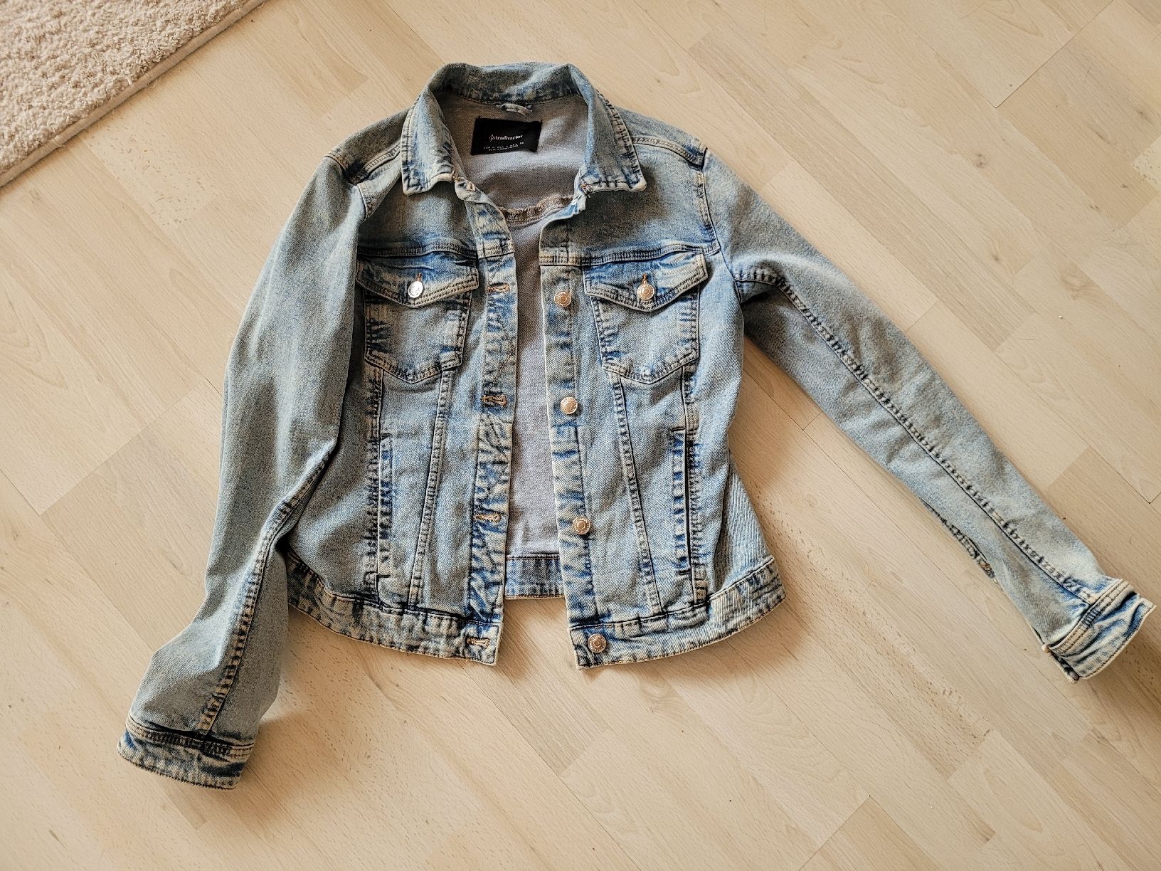 Stradivarius Jacken: Jeansjacke Stradivarius gr. M – Gebraucht aus Inwil von Flower2325