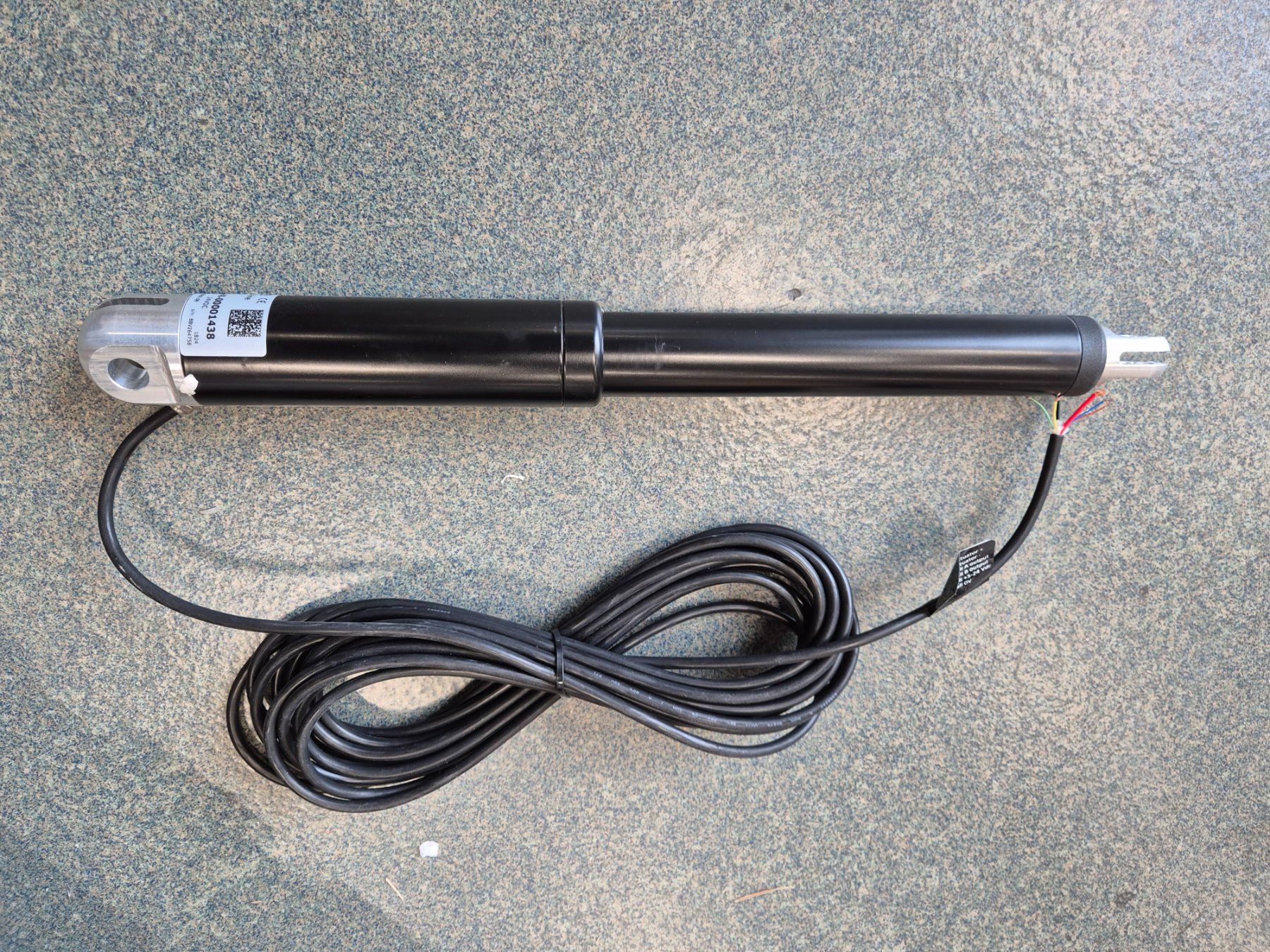 Motori: Neue Linear Motoren 24VDC 200mm Hub – Nuovo (secondo la descrizione) da Root D4 venduto da ste_mech