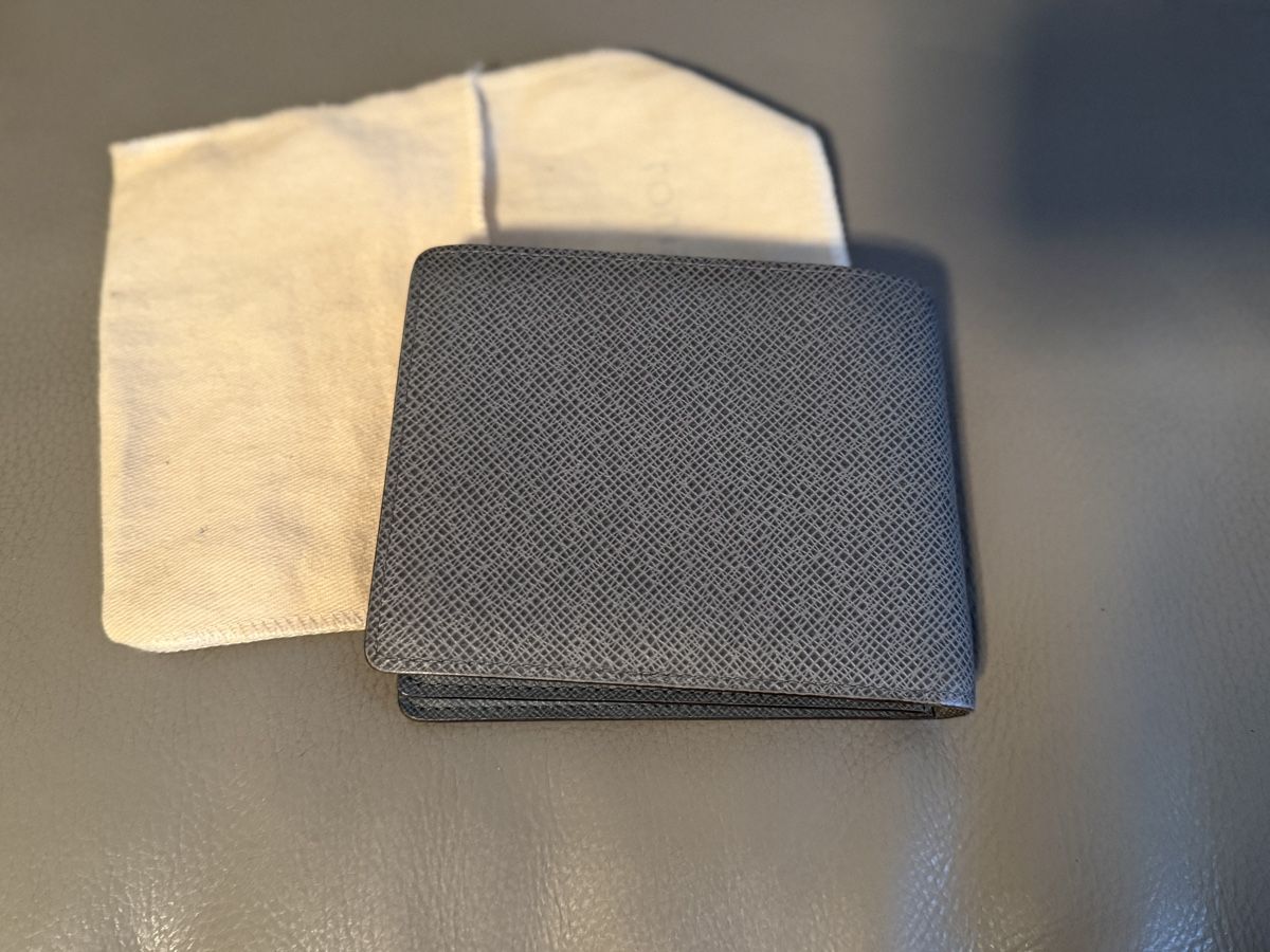 Louis Vuitton Portafogli: Portemonnaie Louis Vuitton  – Nuovo (secondo la descrizione) da Bern venduto da LVGG 4